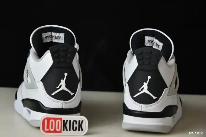 1st Kicks Jordan Black 4 Military Retro DH6927-111 0602